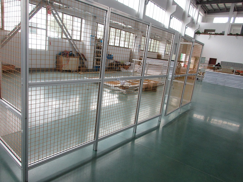 澳宏鋁業鋁型材圍欄