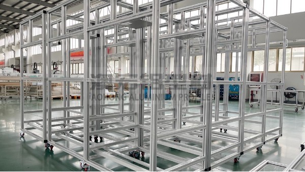 不止于“輕”：工業鋁型材如何成為智能制造的“幕后英雄”