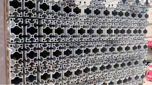 為什么說(shuō)鋁型材+復(fù)合材料是下一代輕量化趨勢(shì)？